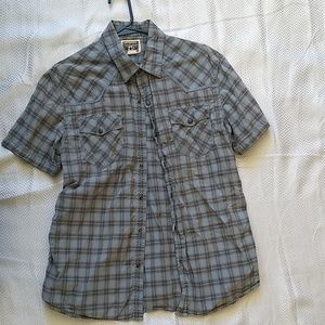Light blue casual button down, short sleeved